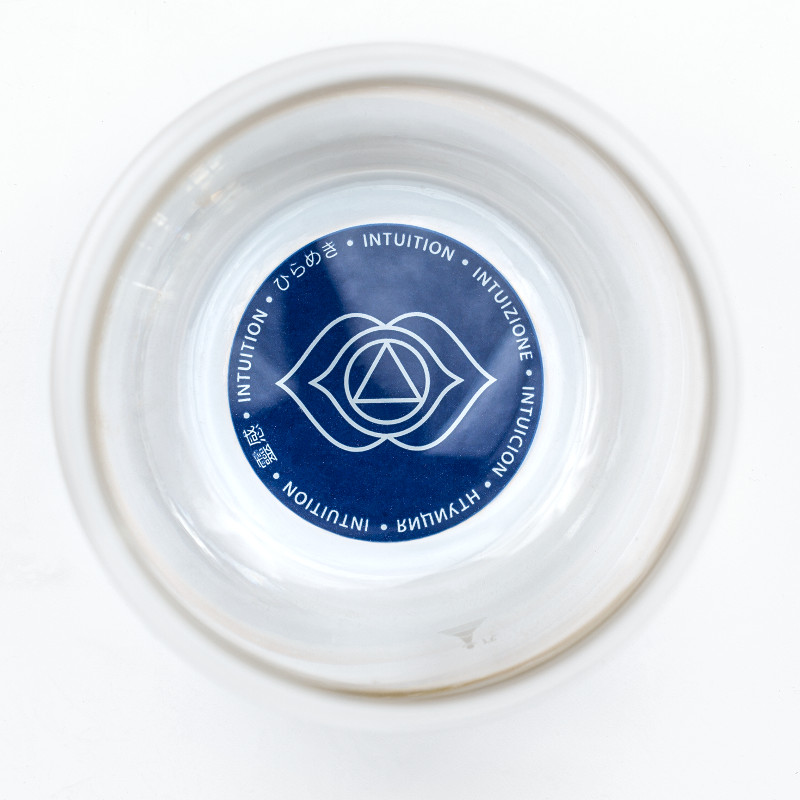 Čakrová sklenice s afirmací Mythos Intuice